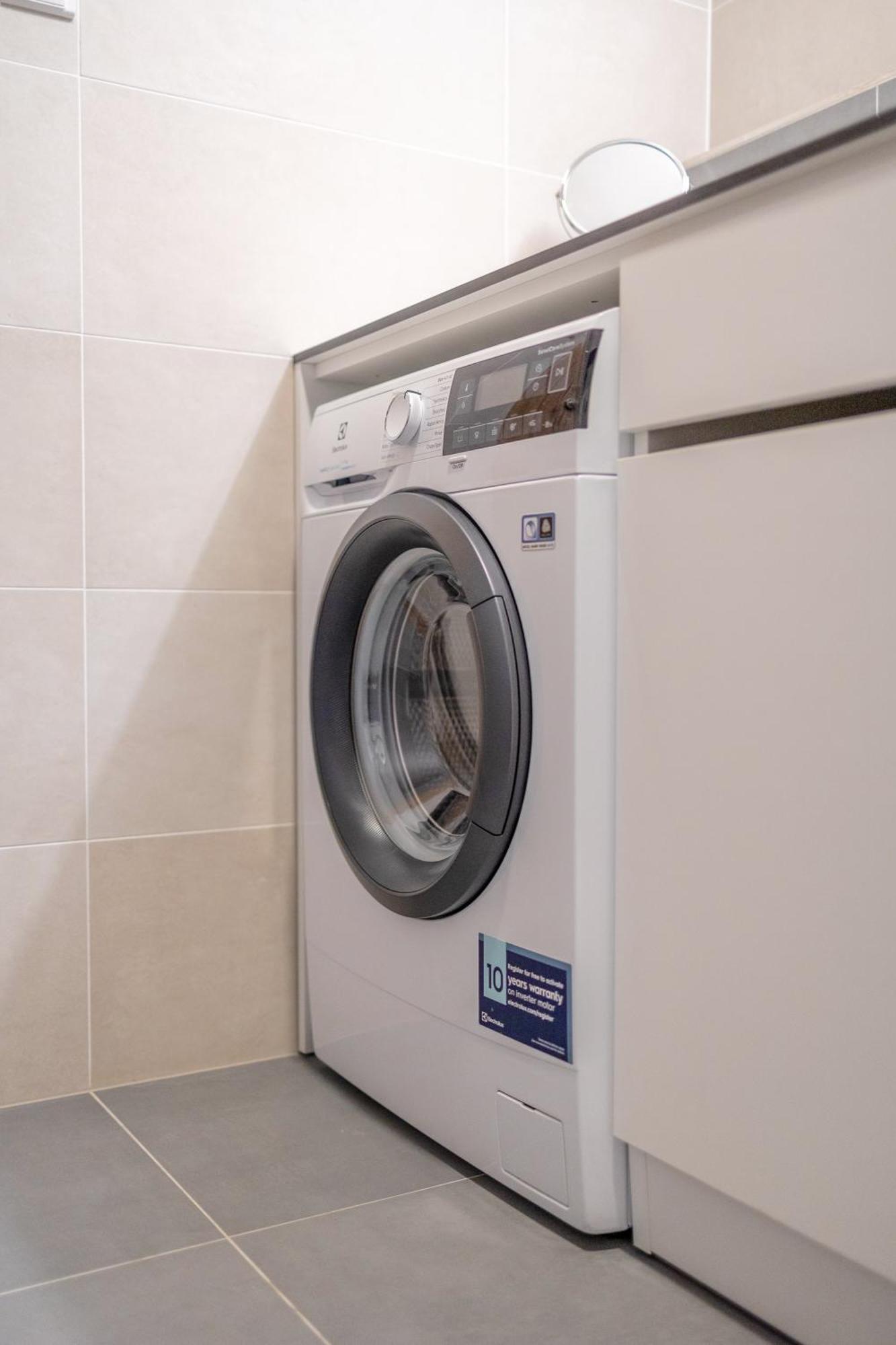 Bright 2Br - 8Th Floor, Balcony, Free Parking - By Gravity Prague Lejlighed Eksteriør billede