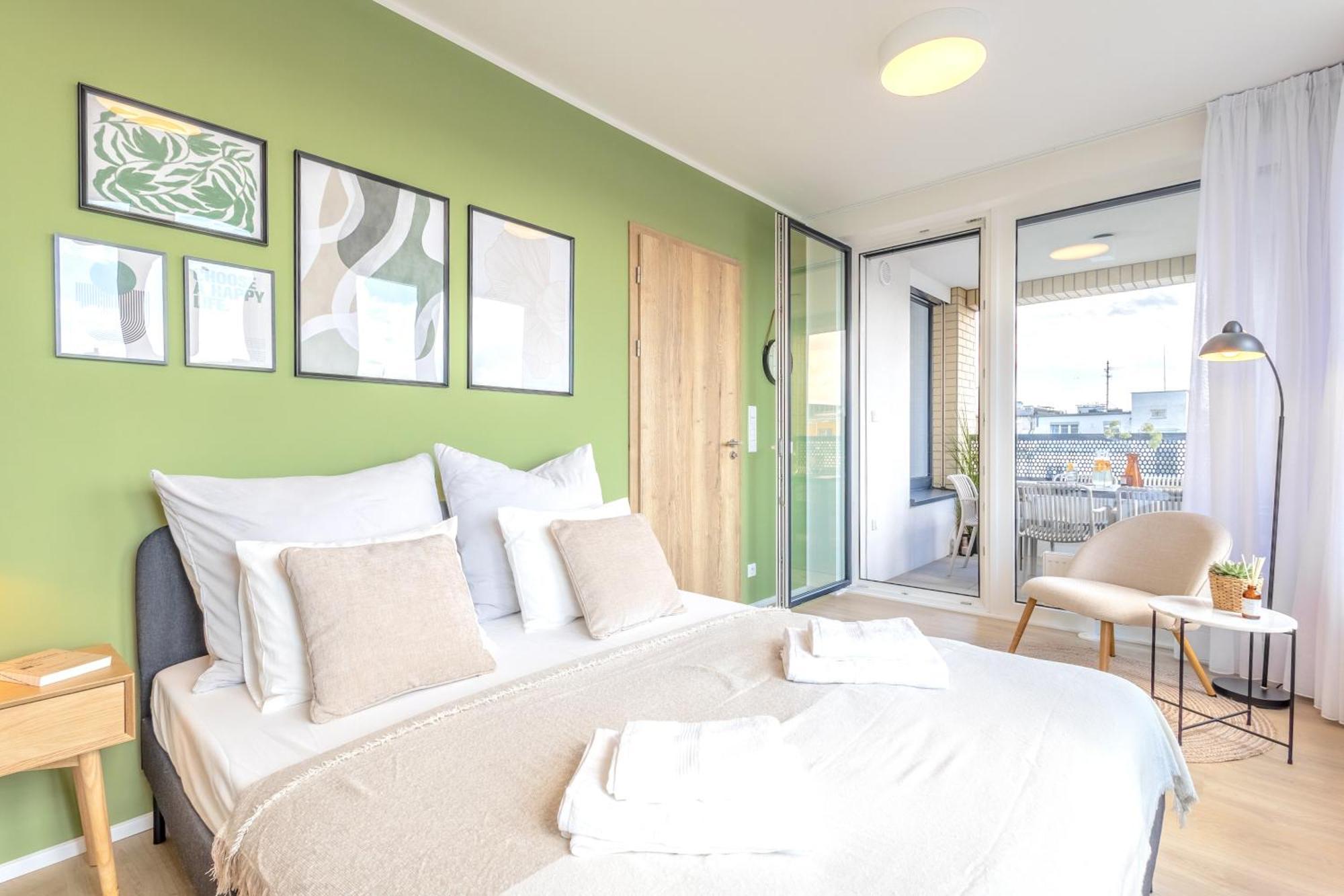 Bright 2Br - 8Th Floor, Balcony, Free Parking - By Gravity Prague Lejlighed Eksteriør billede