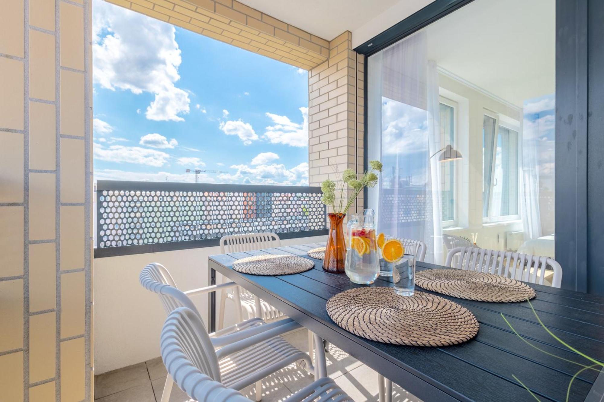 Bright 2Br - 8Th Floor, Balcony, Free Parking - By Gravity Prague Lejlighed Eksteriør billede